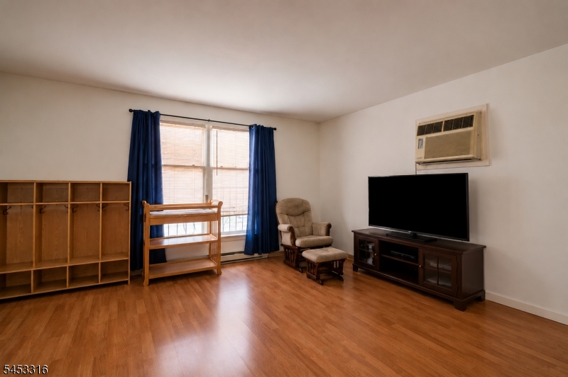 265 Rosa Parks Blvd Property Photo 6