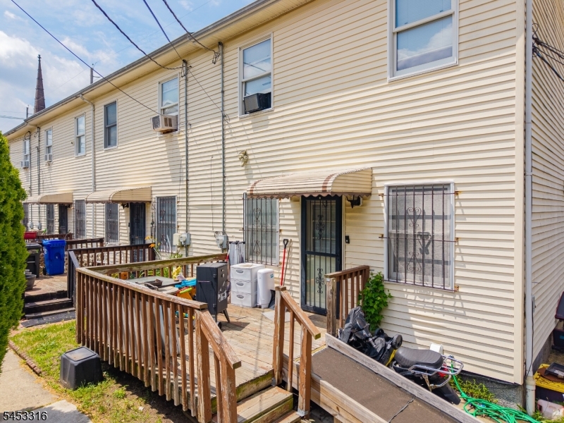 265 Rosa Parks Blvd Property Photo 21