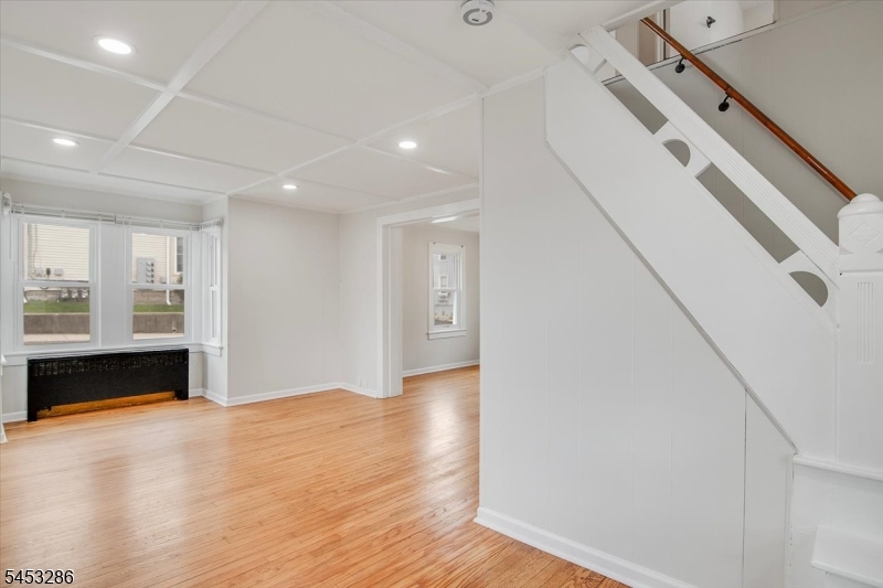 27 Moran St Property Photo 4