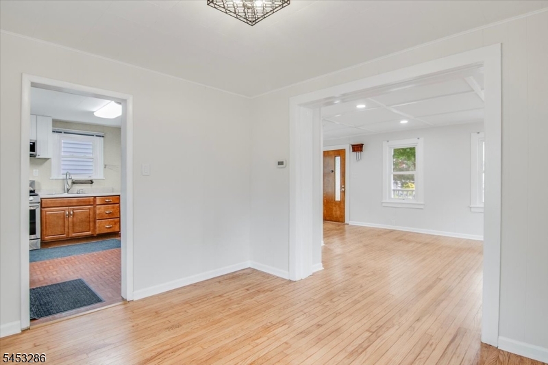 27 Moran St Property Photo 7