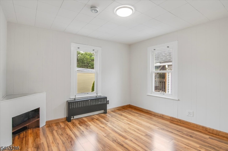 27 Moran St Property Photo 15