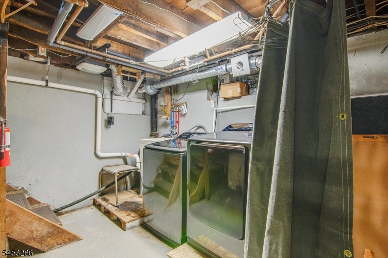 27 Moran St Property Photo 17