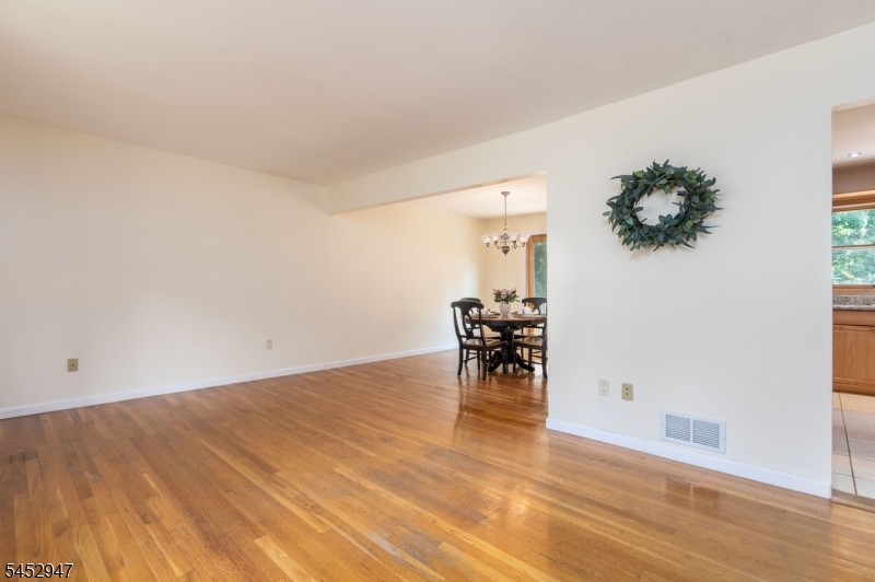 1008 Carteret Rd Property Photo 8
