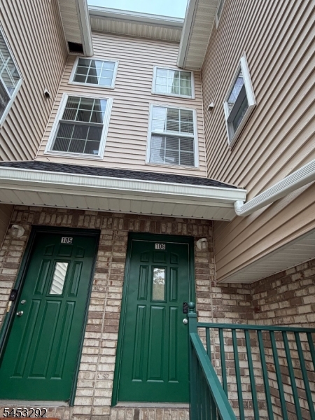 106 Tomahawk Ct Property Photo 1