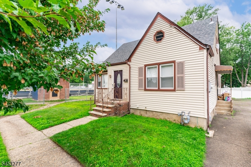97 Elberon Ave Property Photo 1