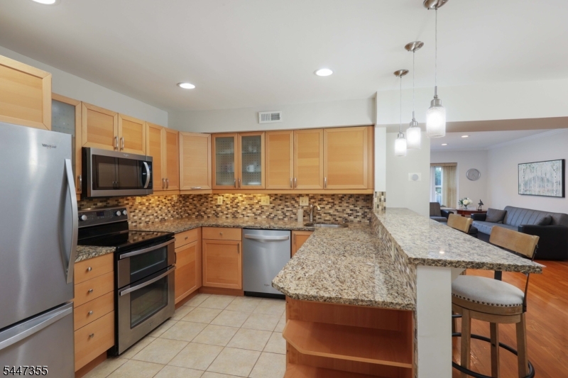 16 Yarmouth Ct Property Photo 18