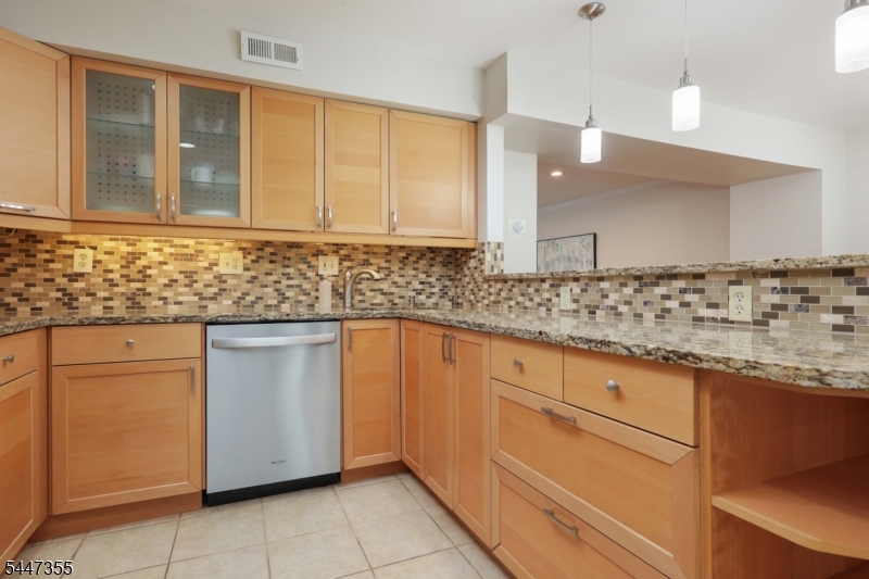 16 Yarmouth Ct Property Photo 20