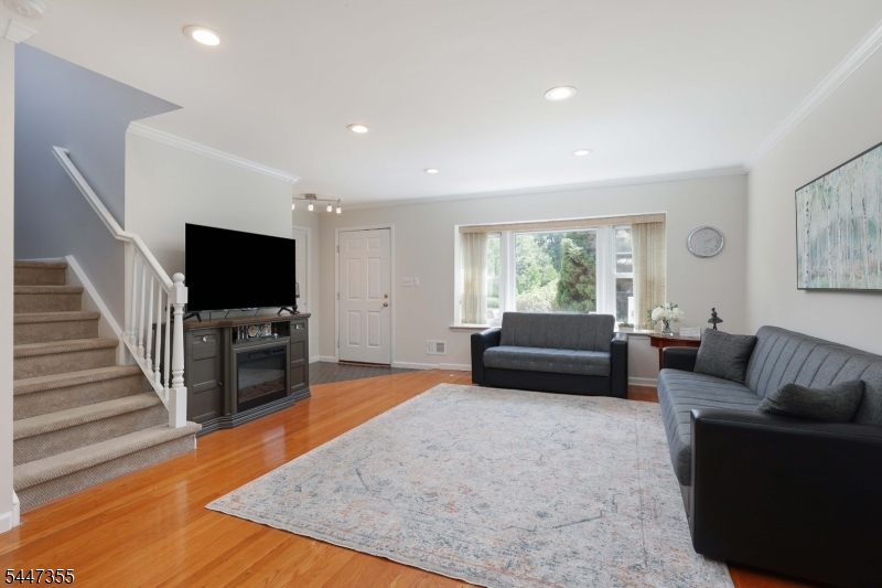 16 Yarmouth Ct Property Photo 21