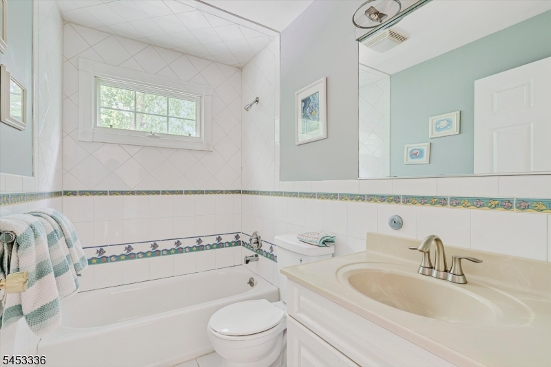 10 Skyler Ct Property Photo 24