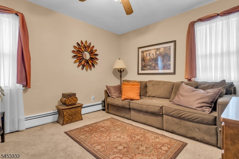 1004 Ross St Property Photo 13