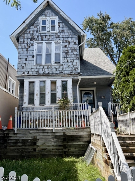 311 N 8th St Property Photo 1