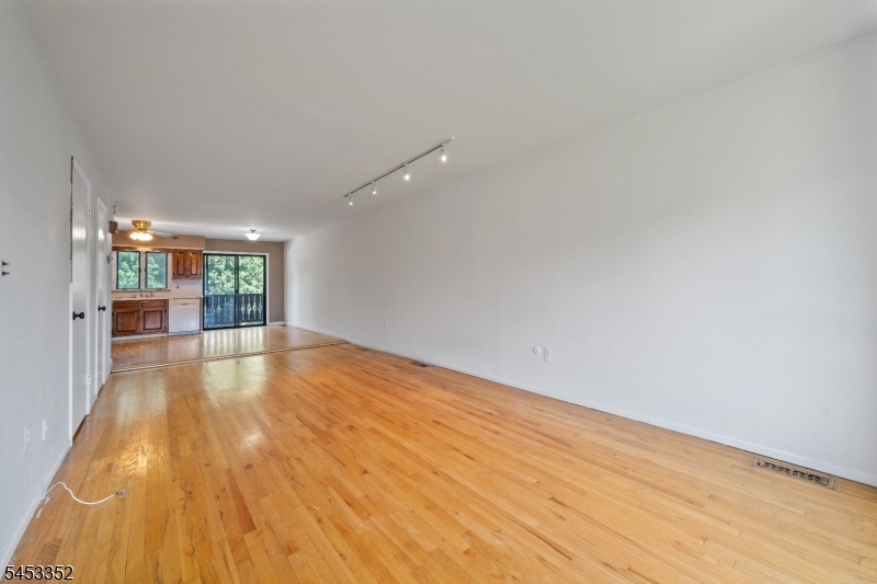 24 River Rd 35 Property Photo 6