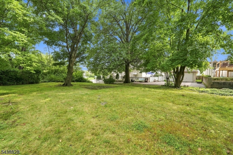 5 Plymouth Rd Property Photo 20