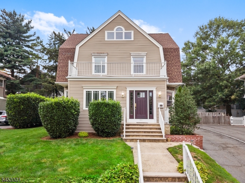 159 Hillside Ave Property Photo 2