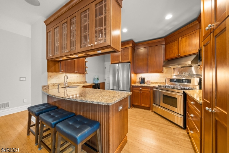 159 Hillside Ave Property Photo 8