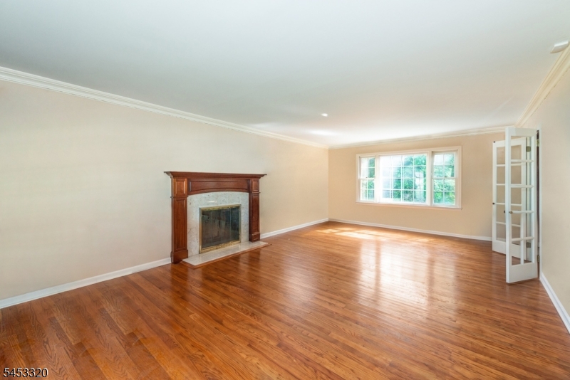 12 Colonial Dr Property Photo 6