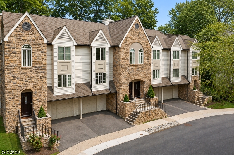 15 Starling Way Property Photo 1