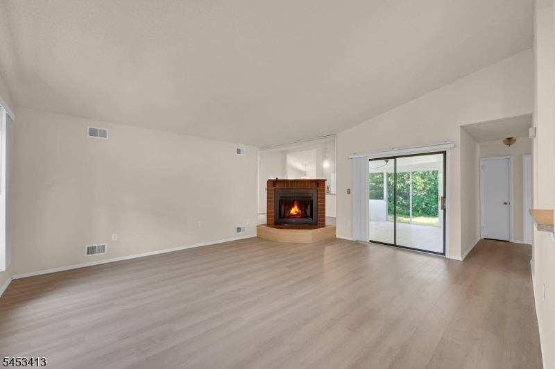 17 Seaview Ave Property Photo 7