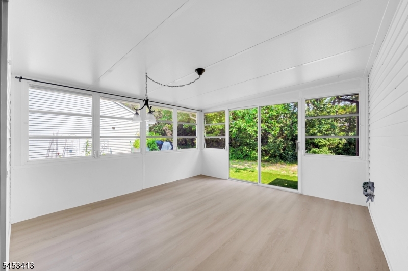 17 Seaview Ave Property Photo 10