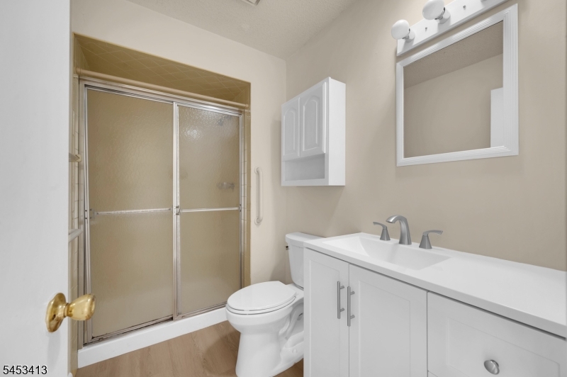 17 Seaview Ave Property Photo 14