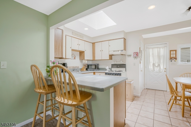 2 Orchid Pl Property Photo 10
