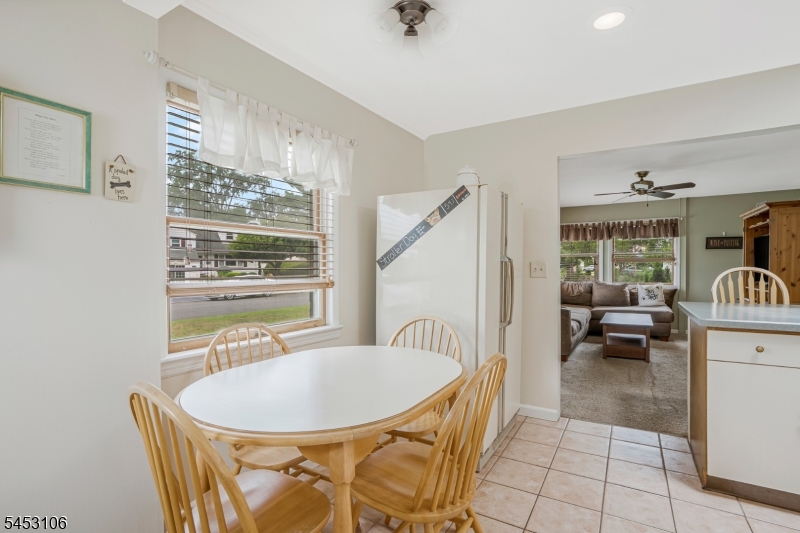 2 Orchid Pl Property Photo 14