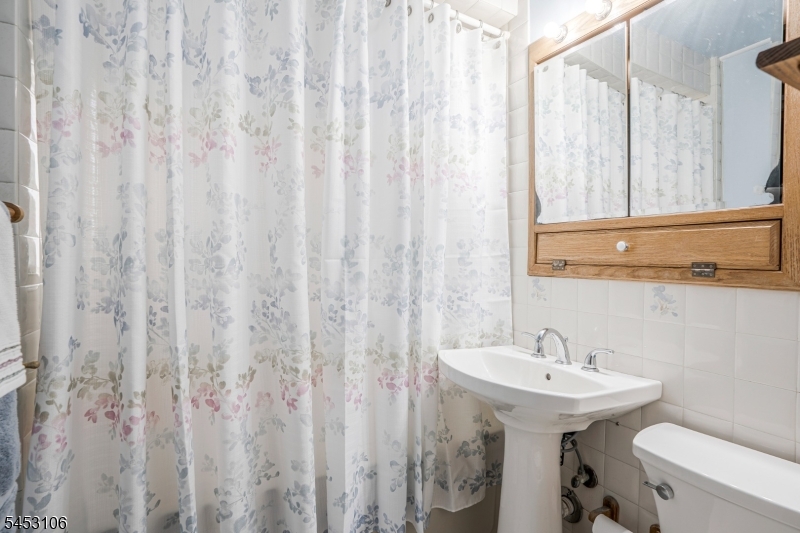 2 Orchid Pl Property Photo 18
