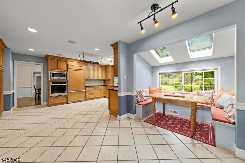 186 Fairview Rd Property Photo 12