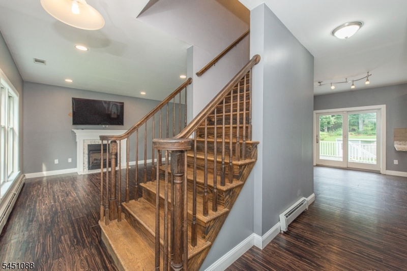 157 Halsey Rd Property Photo 4