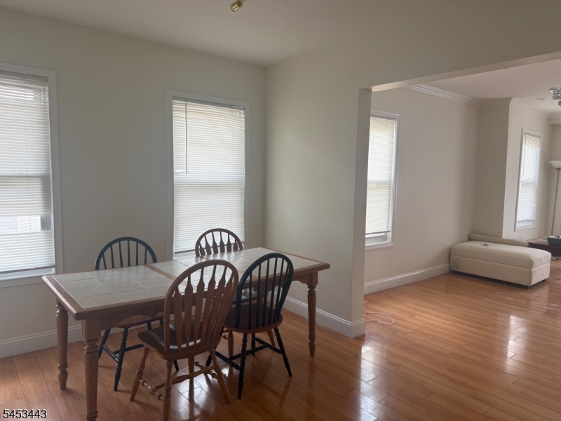 621 Emerson Ave Property Photo 5