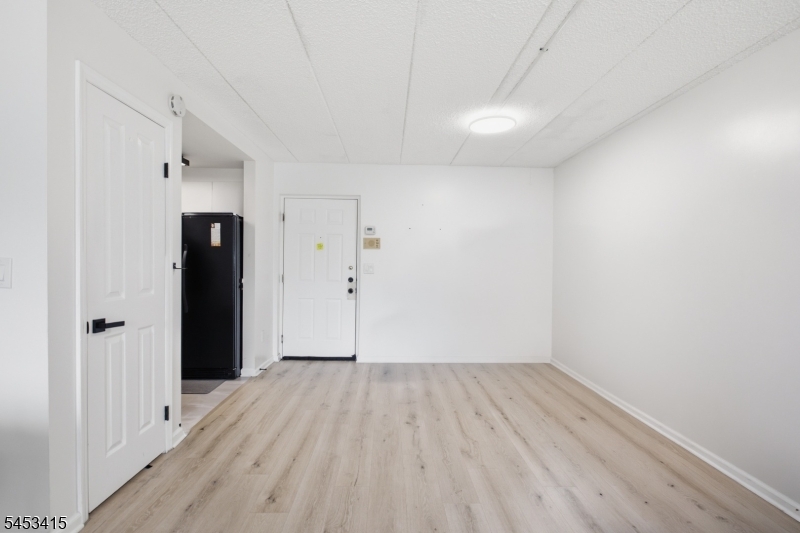 446 Passaic St 4h Property Photo 4