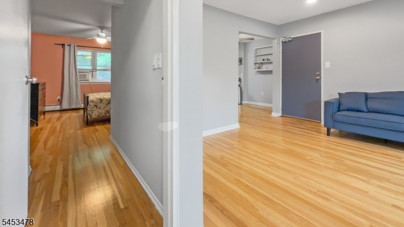 37 Espy Rd 6b Property Photo 6