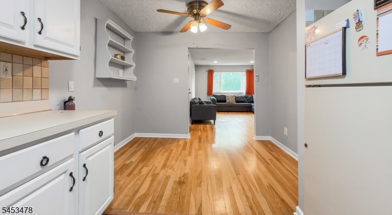 37 Espy Rd 6b Property Photo 7