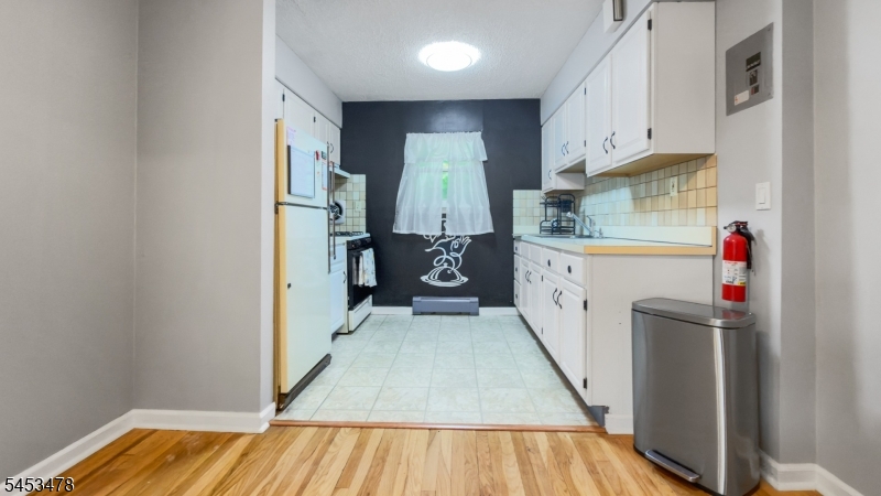 37 Espy Rd 6b Property Photo 9