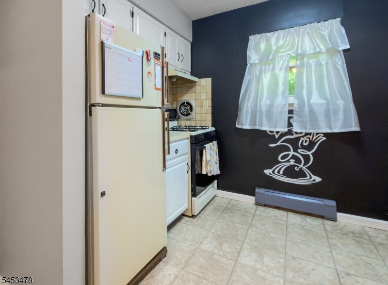 37 Espy Rd 6b Property Photo 12