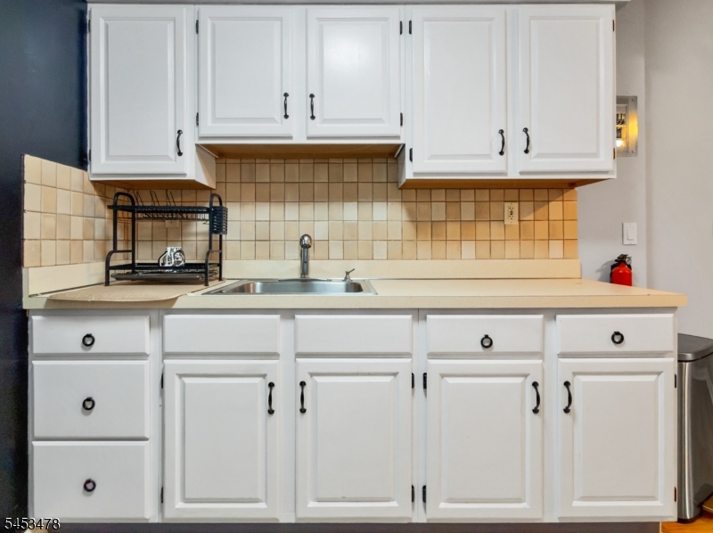 37 Espy Rd 6b Property Photo 14