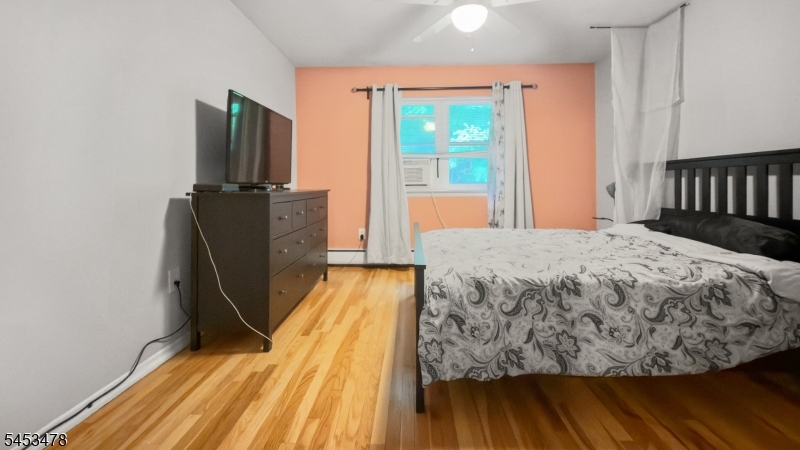37 Espy Rd 6b Property Photo 16
