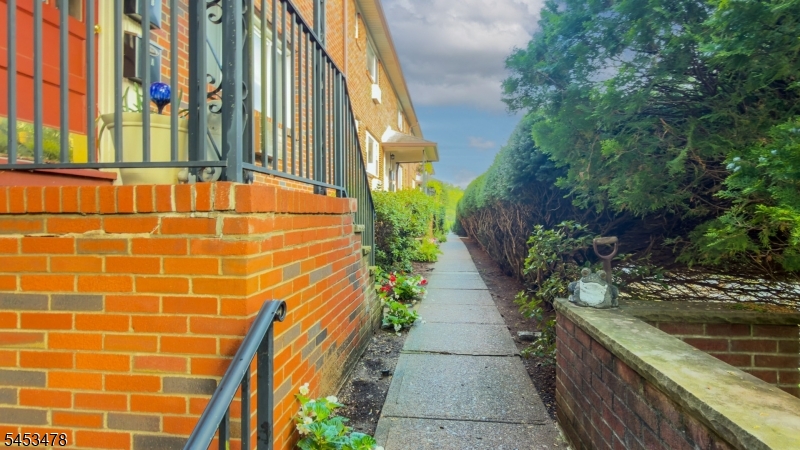 37 Espy Rd 6b Property Photo 21