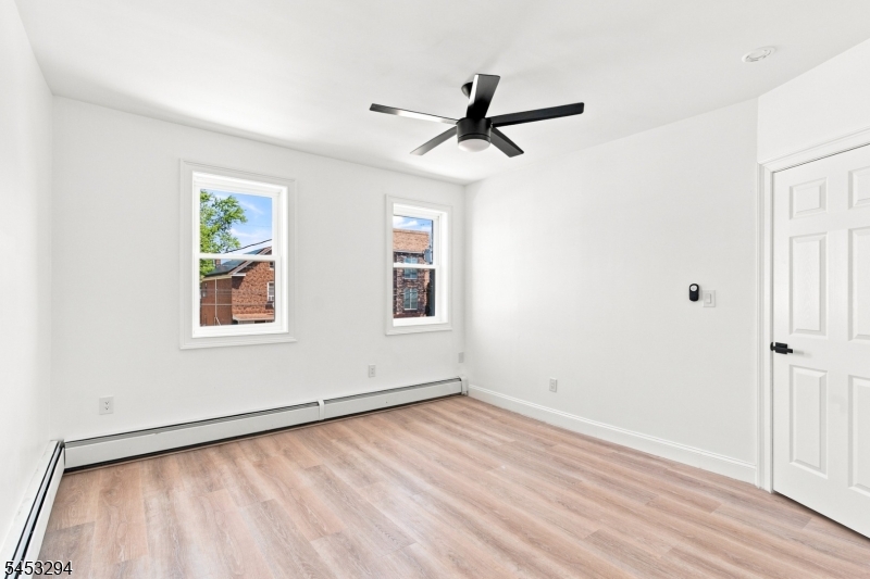 1024 Laura St Property Photo 29