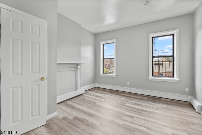 9 Monroe St 6 Property Photo 1