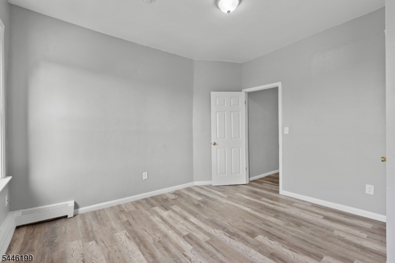 9 Monroe St 6 Property Photo 13