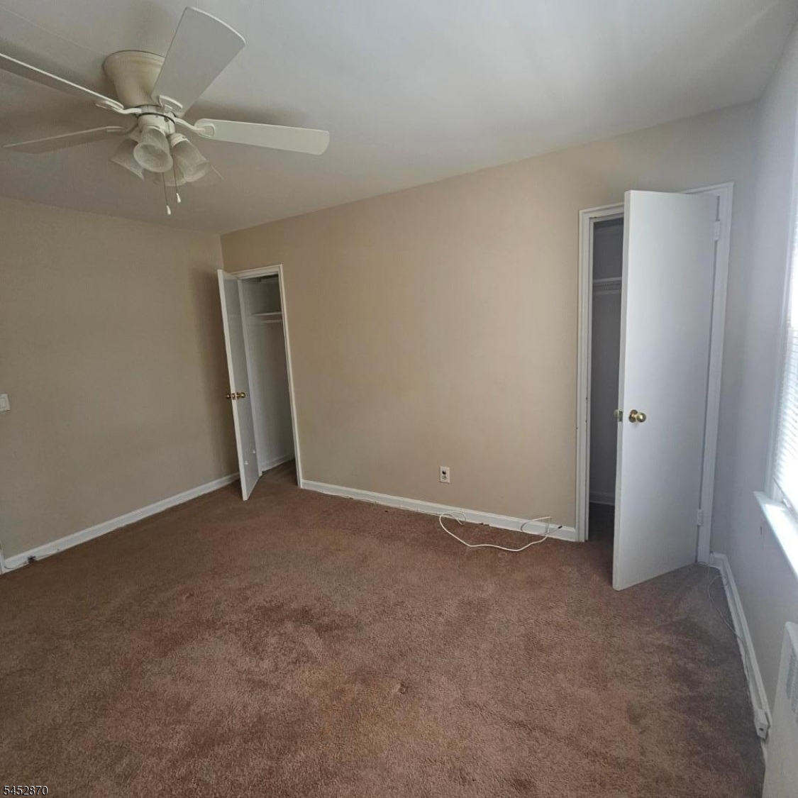 390 Morris Ave 20 Property Photo 7