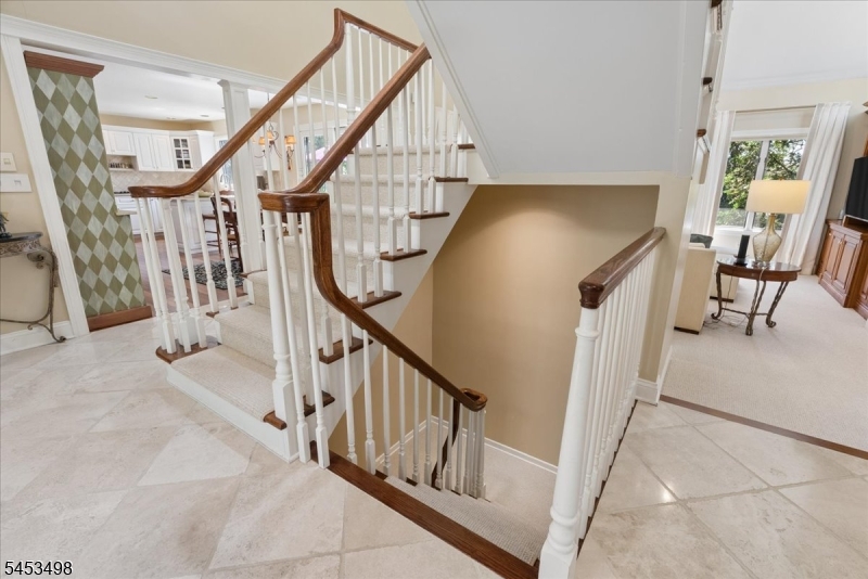 15 Copper Vail Ct Property Photo 24