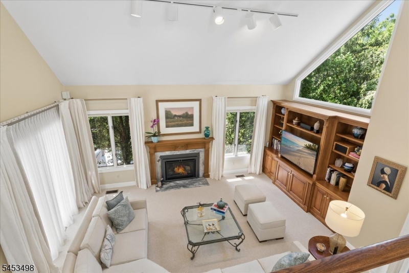 15 Copper Vail Ct Property Photo 25