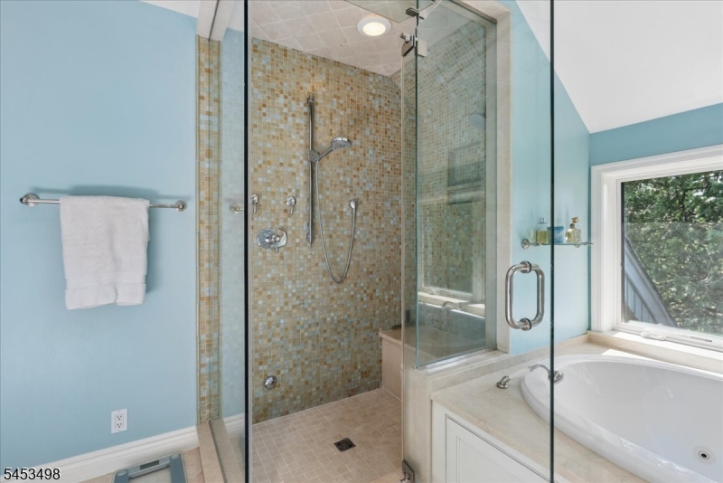 15 Copper Vail Ct Property Photo 32