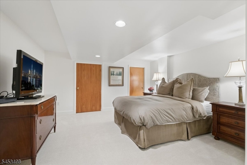 15 Copper Vail Ct Property Photo 42