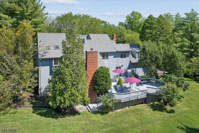 15 Copper Vail Ct Property Photo 49