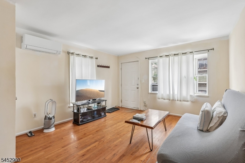 22 Hecker St 22 Property Photo 7