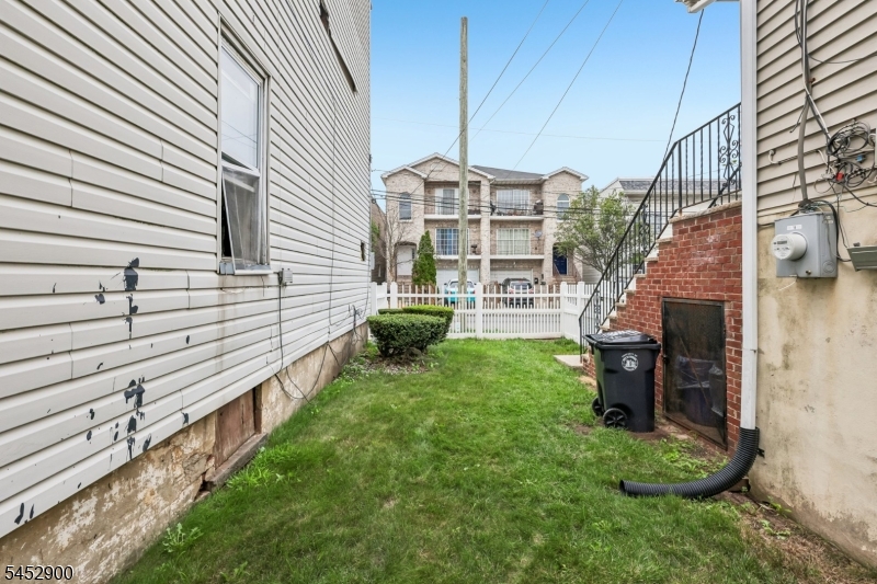 22 Hecker St 22 Property Photo 26