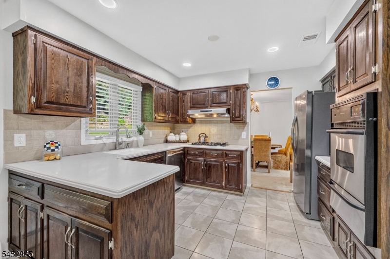 26 Coppola Ct Property Photo 12